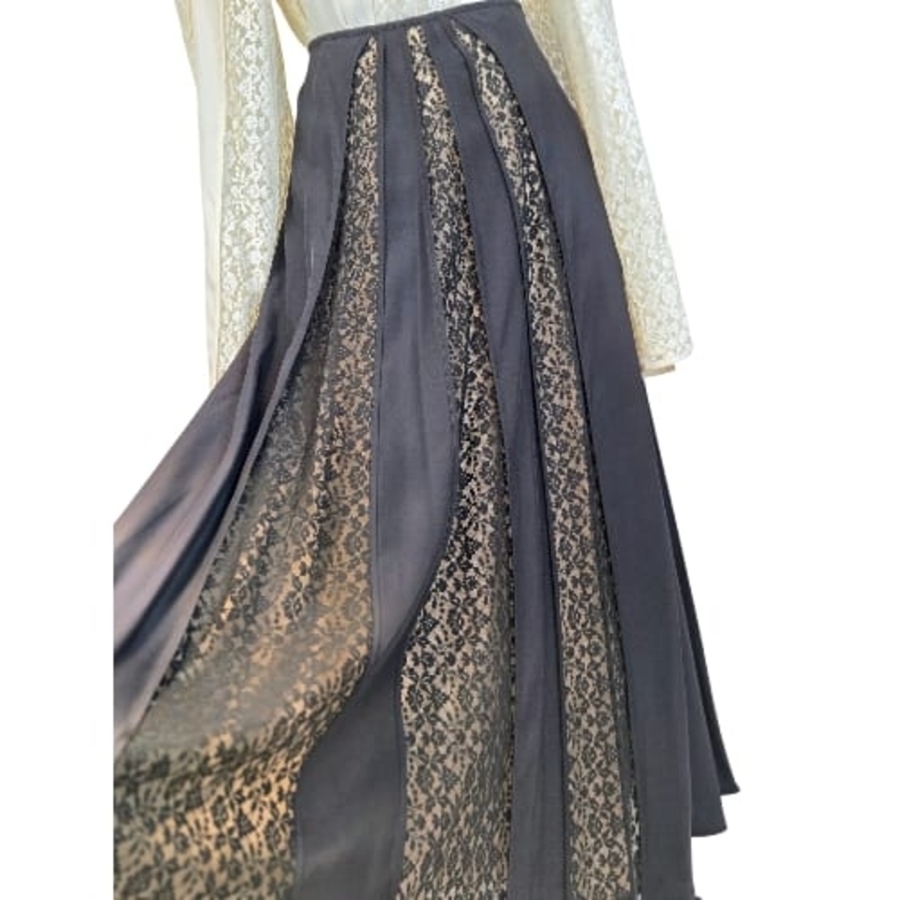 Stella McCartney Lace Cape Sleeve Blouse & Long Skirt Set size L, Ivory & black - Picture 8 of 16